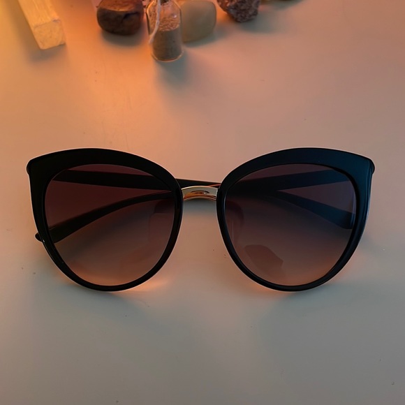 Dolce & Gabbana Accessories - Dolce and Gabbana Sunglases